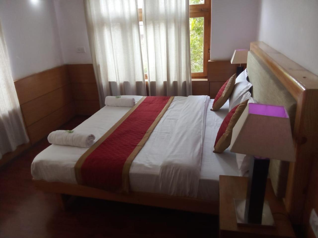 Hotel Lumbini Λεχ Εξωτερικό φωτογραφία